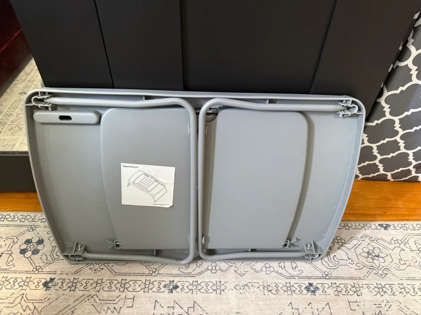 Foldable laptop bed tray table image indicator(5)