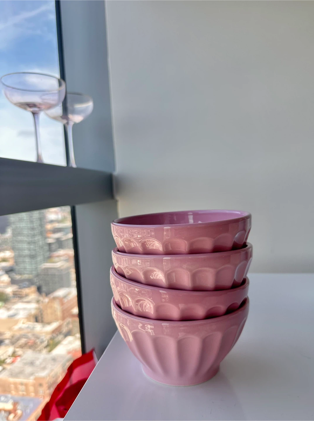 Anthropologie Bowls - Set of 4 pink, 2 white