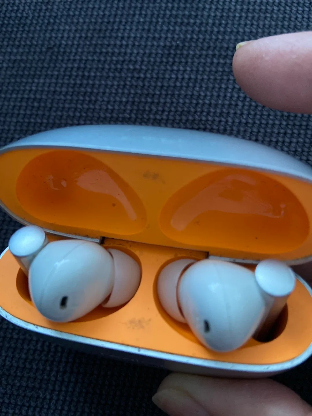 Realme Buds Air 3 image indicator(2)