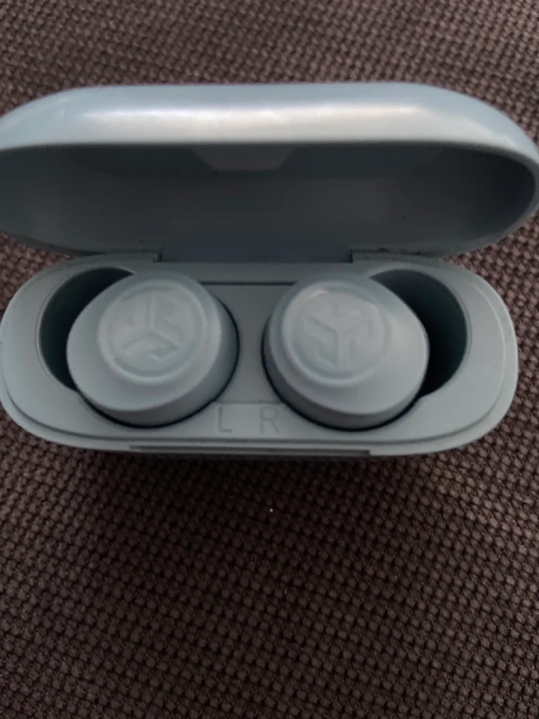 JLab Go Air Pop Blue Toothbuds image indicator(3)