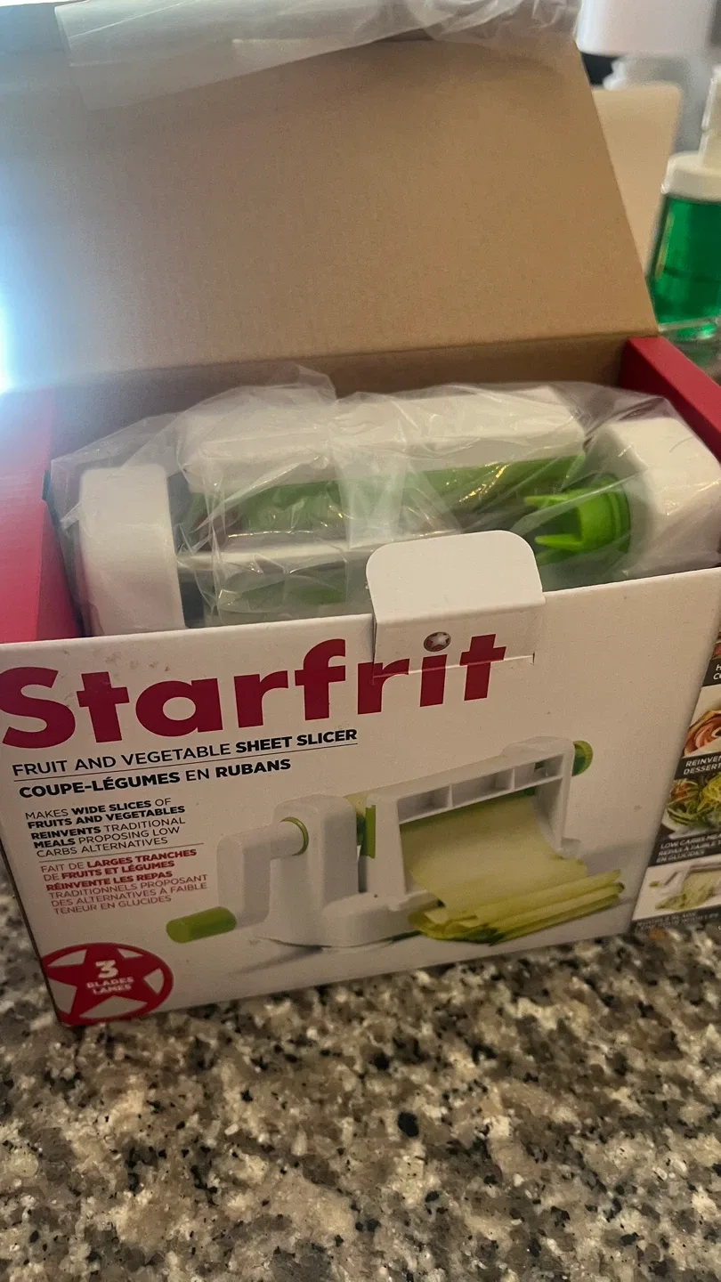 (NEW) Starfrit Fruit and Vegetable Sheet Slicer - New in Box image indicator(2)