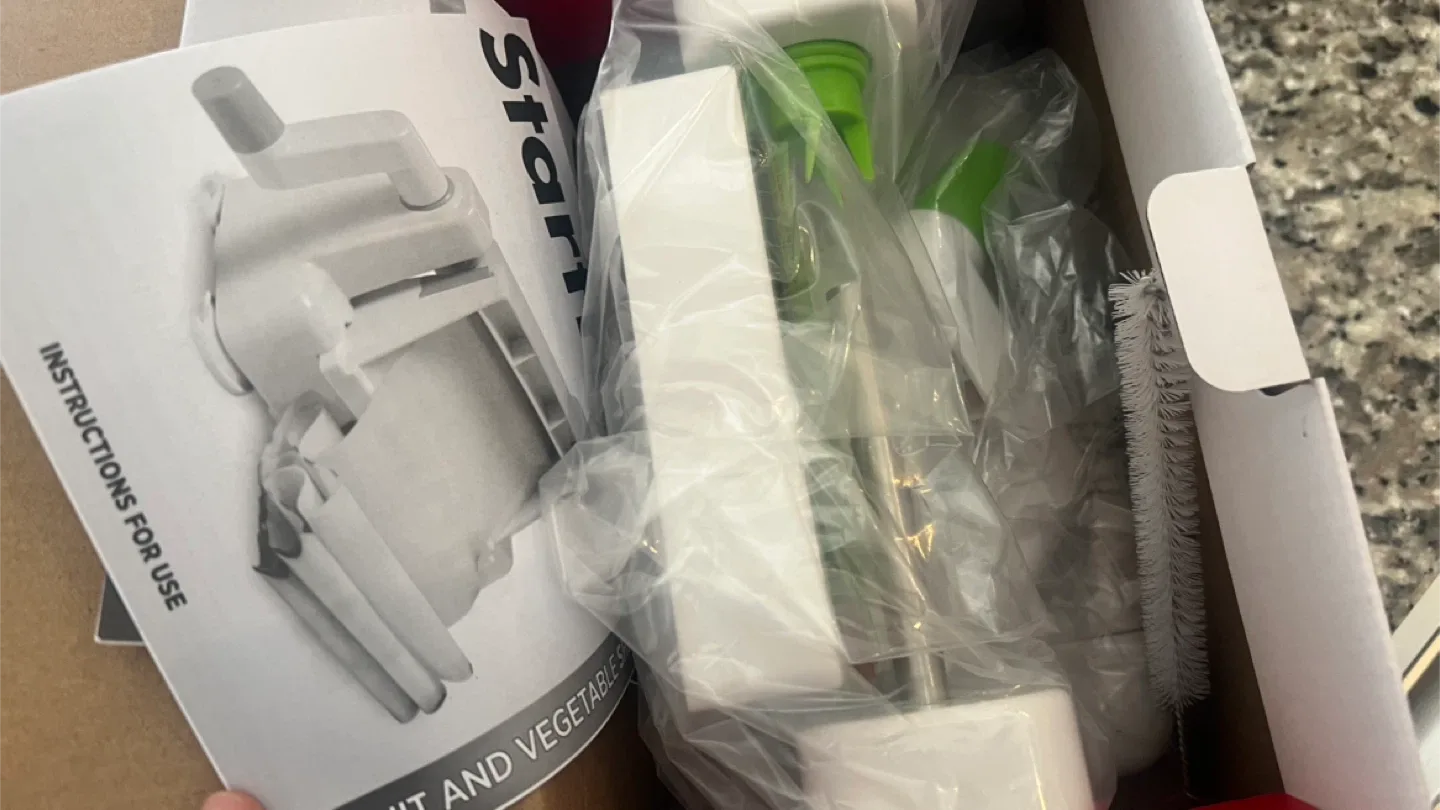 (NEW) Starfrit Fruit and Vegetable Sheet Slicer - New in Box image indicator(3)