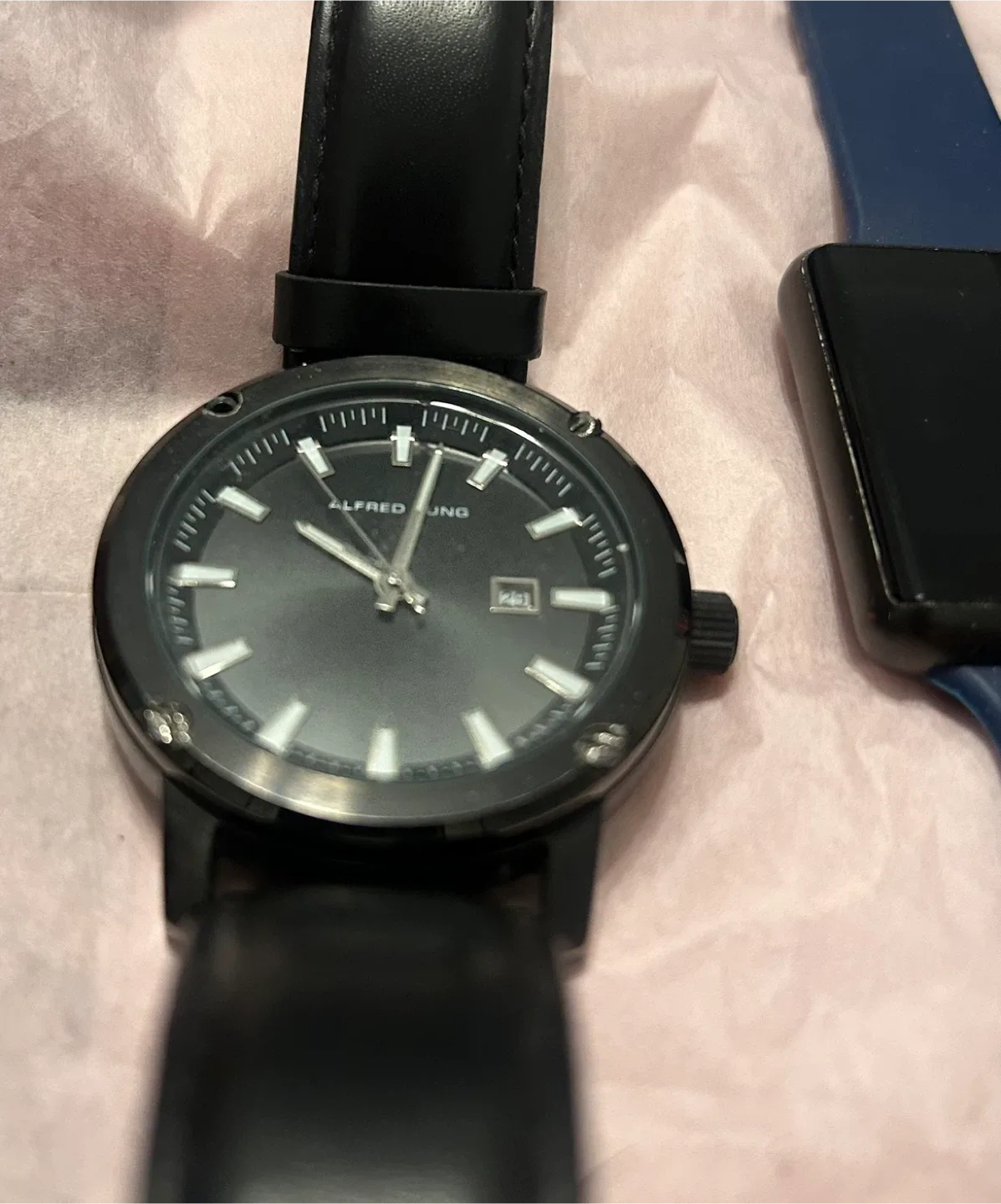 Watches for sale image indicator(2)