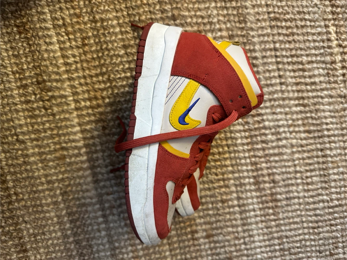 Nike Dunk High 11.5M Red/Yellow - photo 2