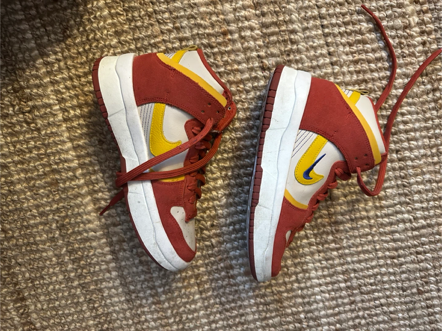 Nike Dunk High 11.5M Red/Yellow