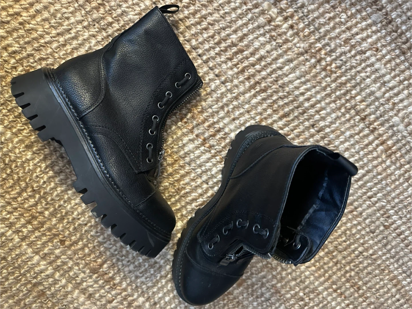 Sincerely Jules Parker Black Boots - Size 8M - photo 2