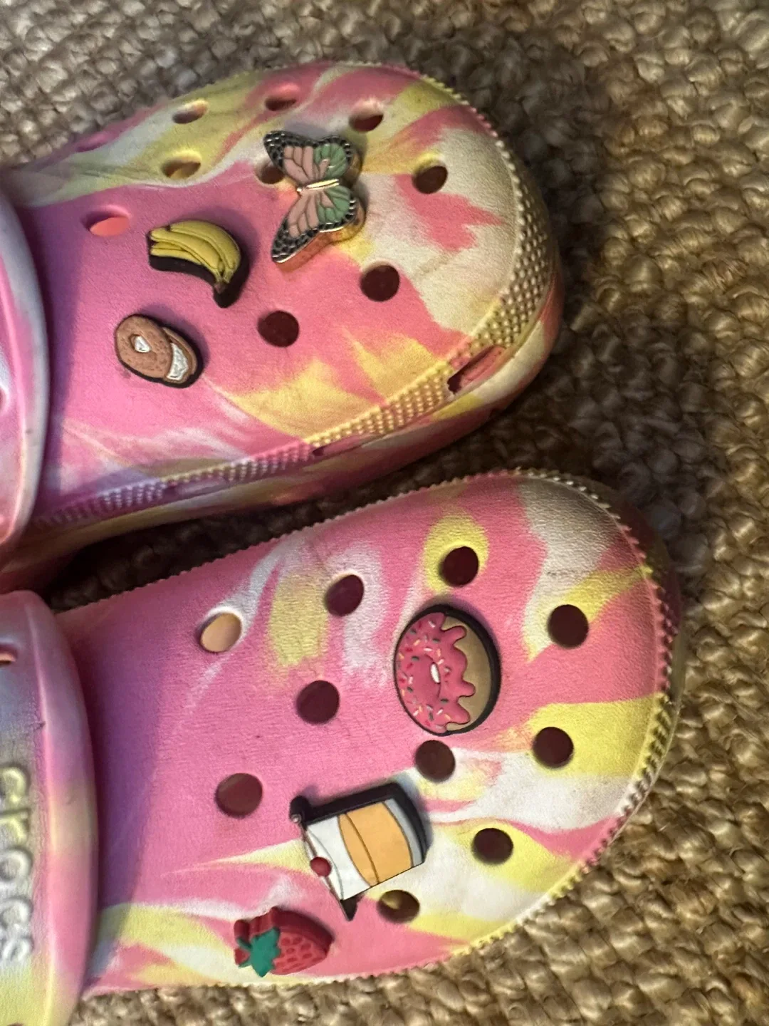Crocs Classic Tie Dye Clogs, Women's Size 9 thumbnail