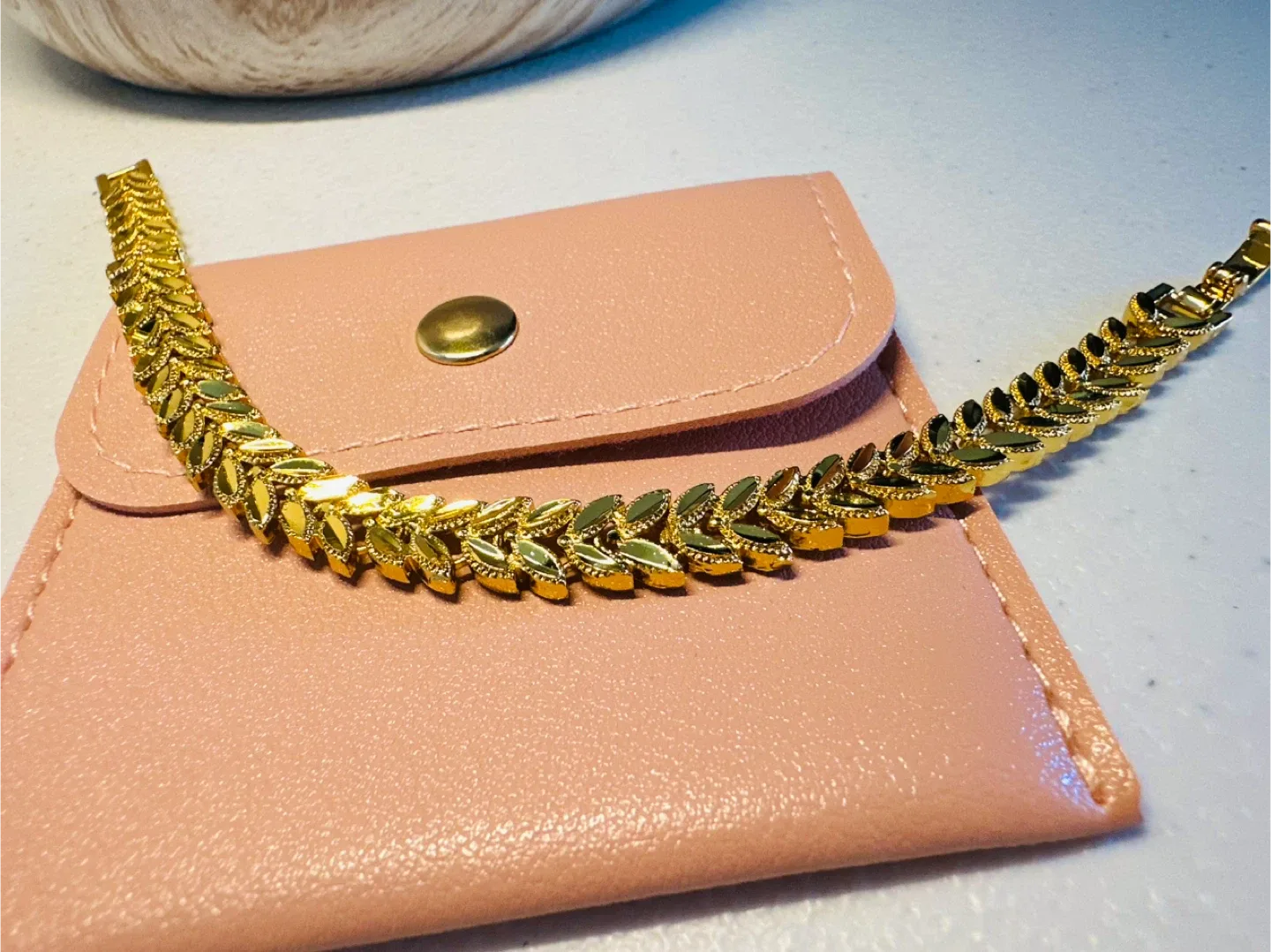Leaf Bracelet Gold Color thumbnail