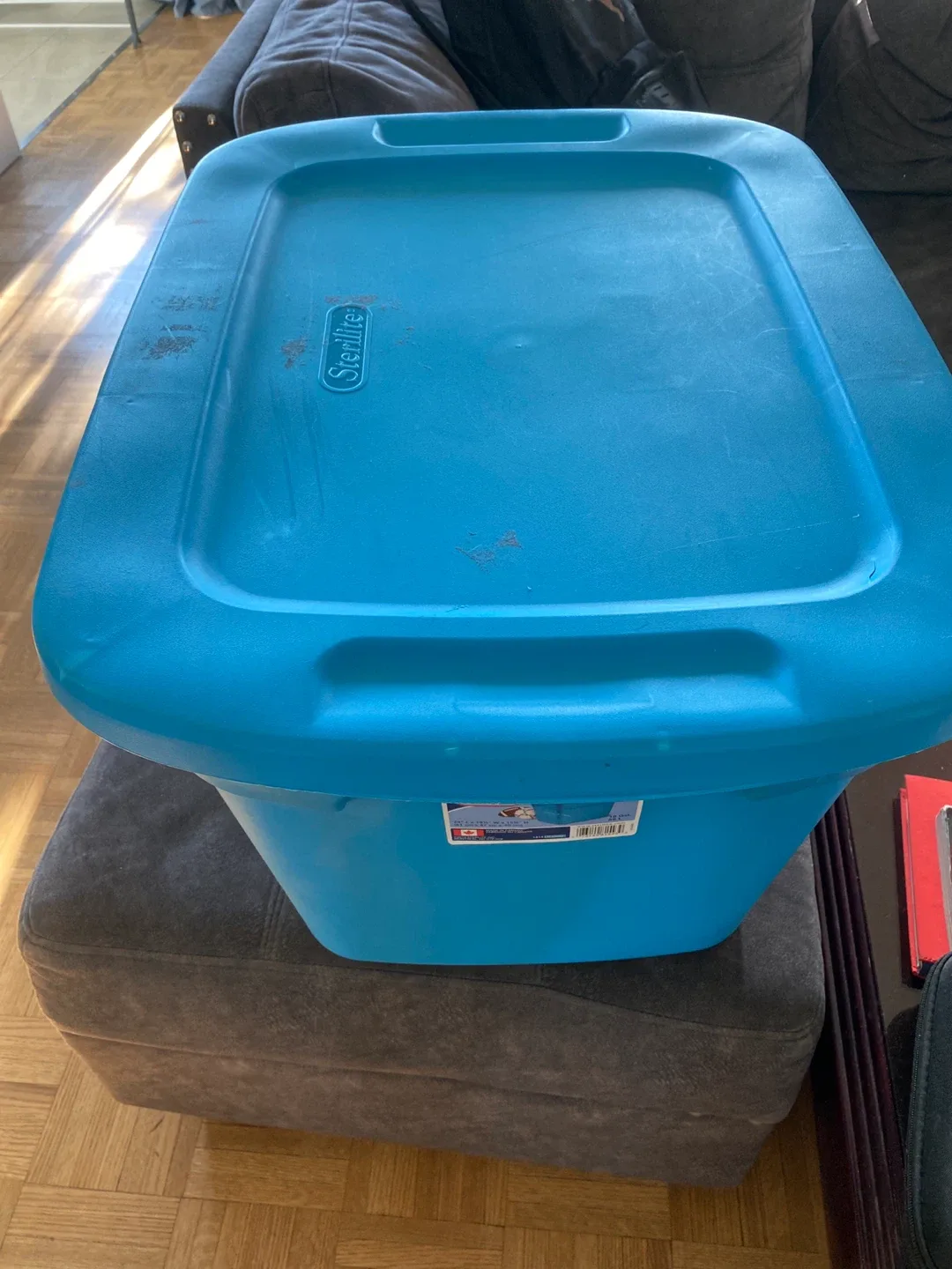 Sterilite 18 Gal/68 L Blue Storage Bin thumbnail