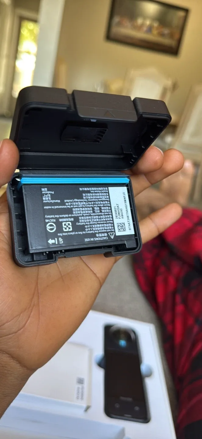 Insta360 X4 Camera with Accessories image indicator(7)