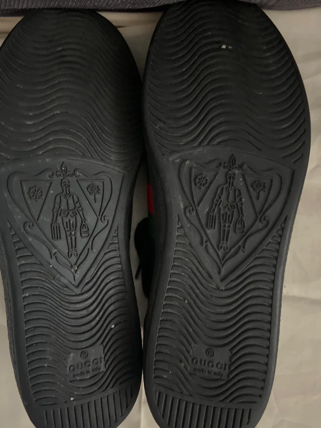 Gucci Leather Sneaker Size 11 image indicator(4)