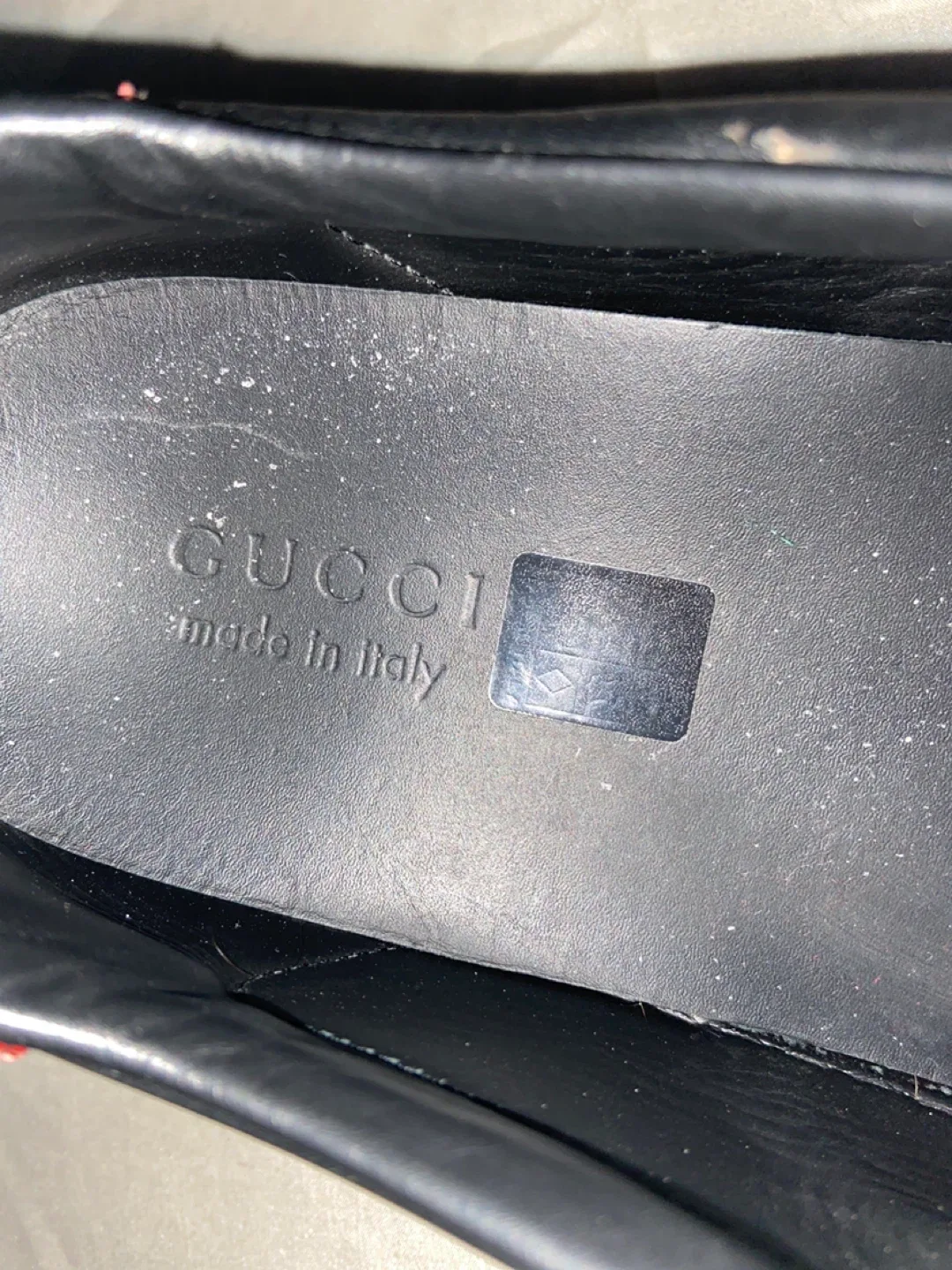 Gucci Leather Sneaker Size 11 image indicator(5)