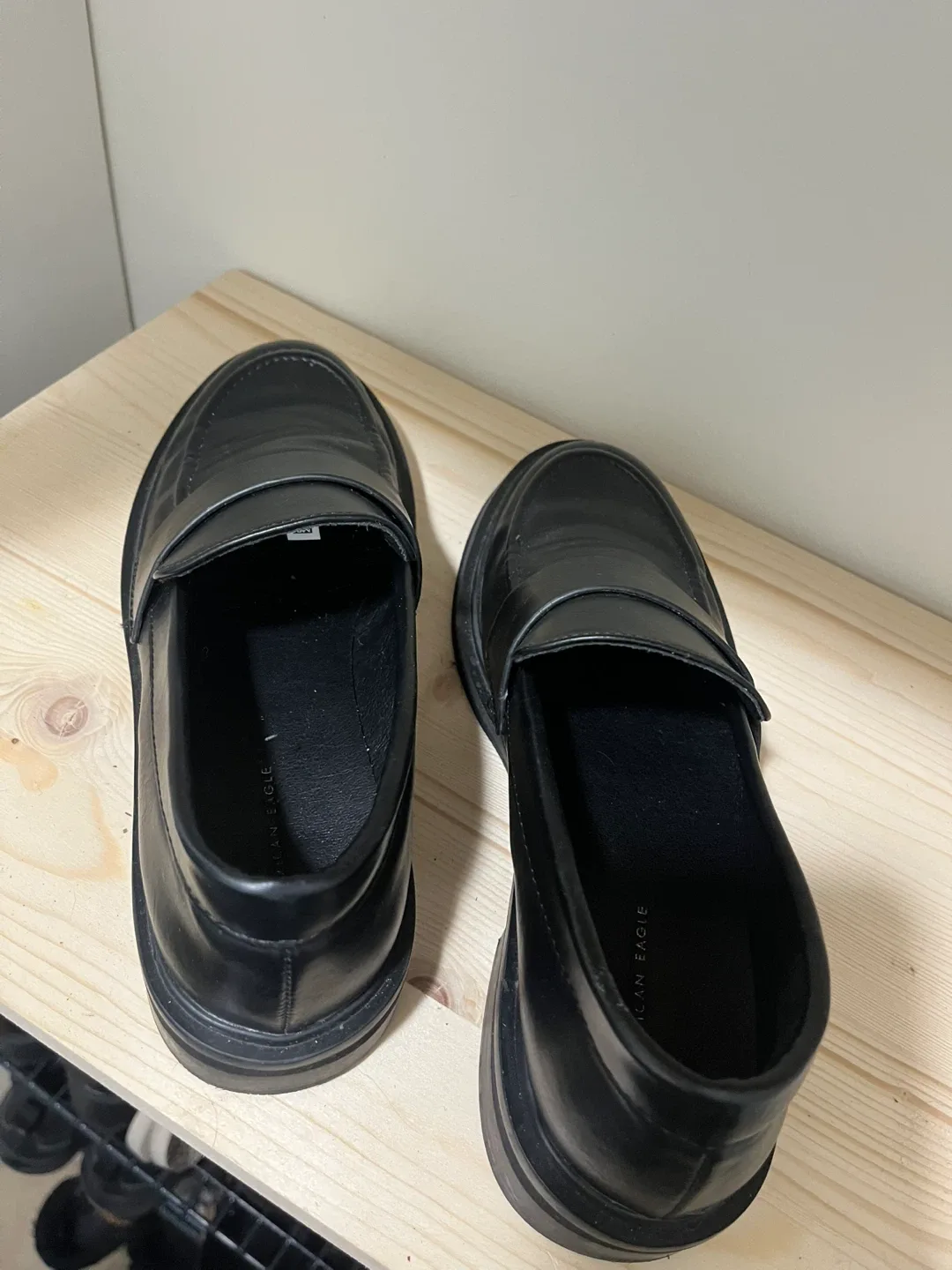American Eagle Black Loafers Size 7 thumbnail