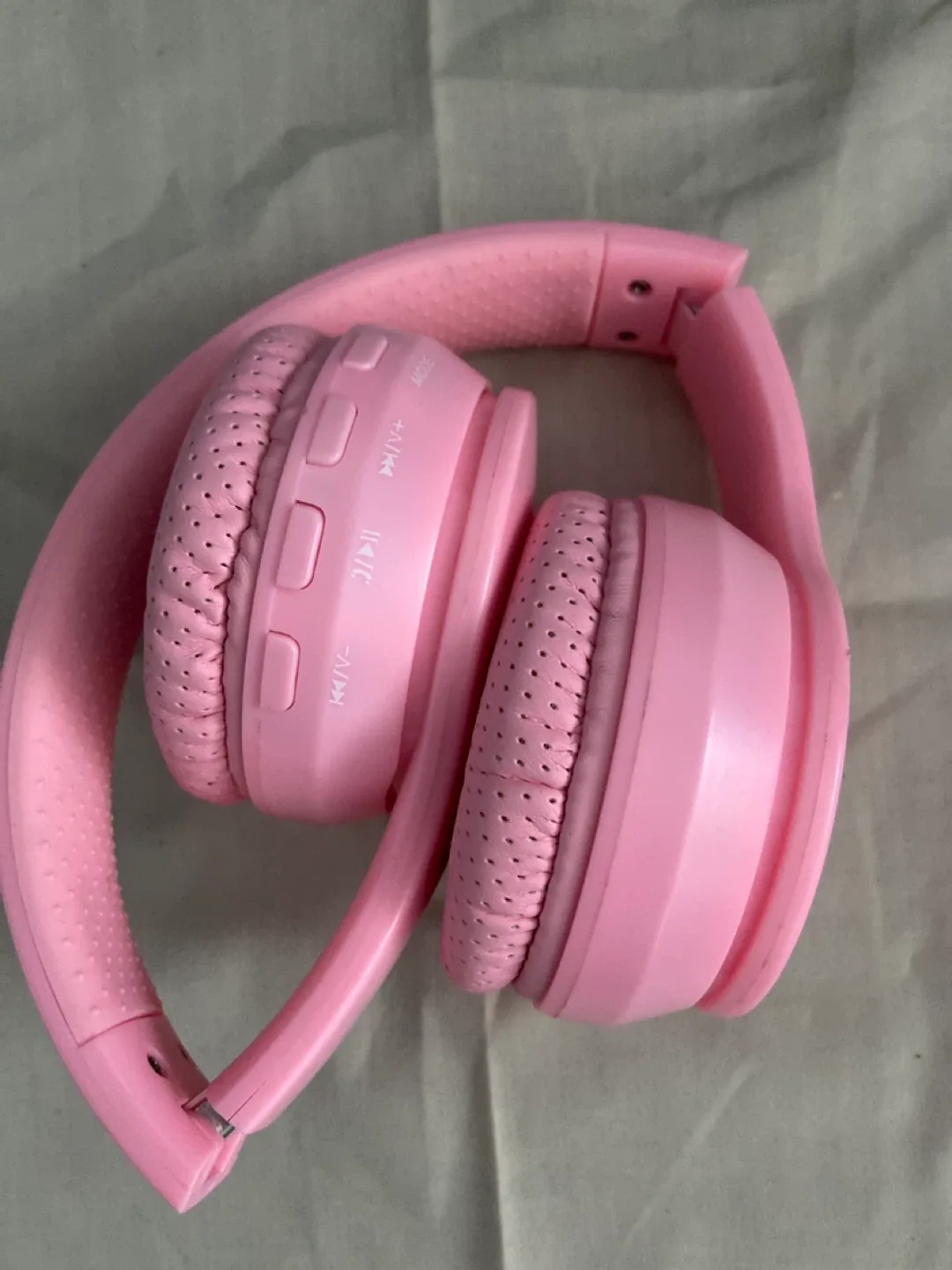 Pink Midola Headphones thumbnail