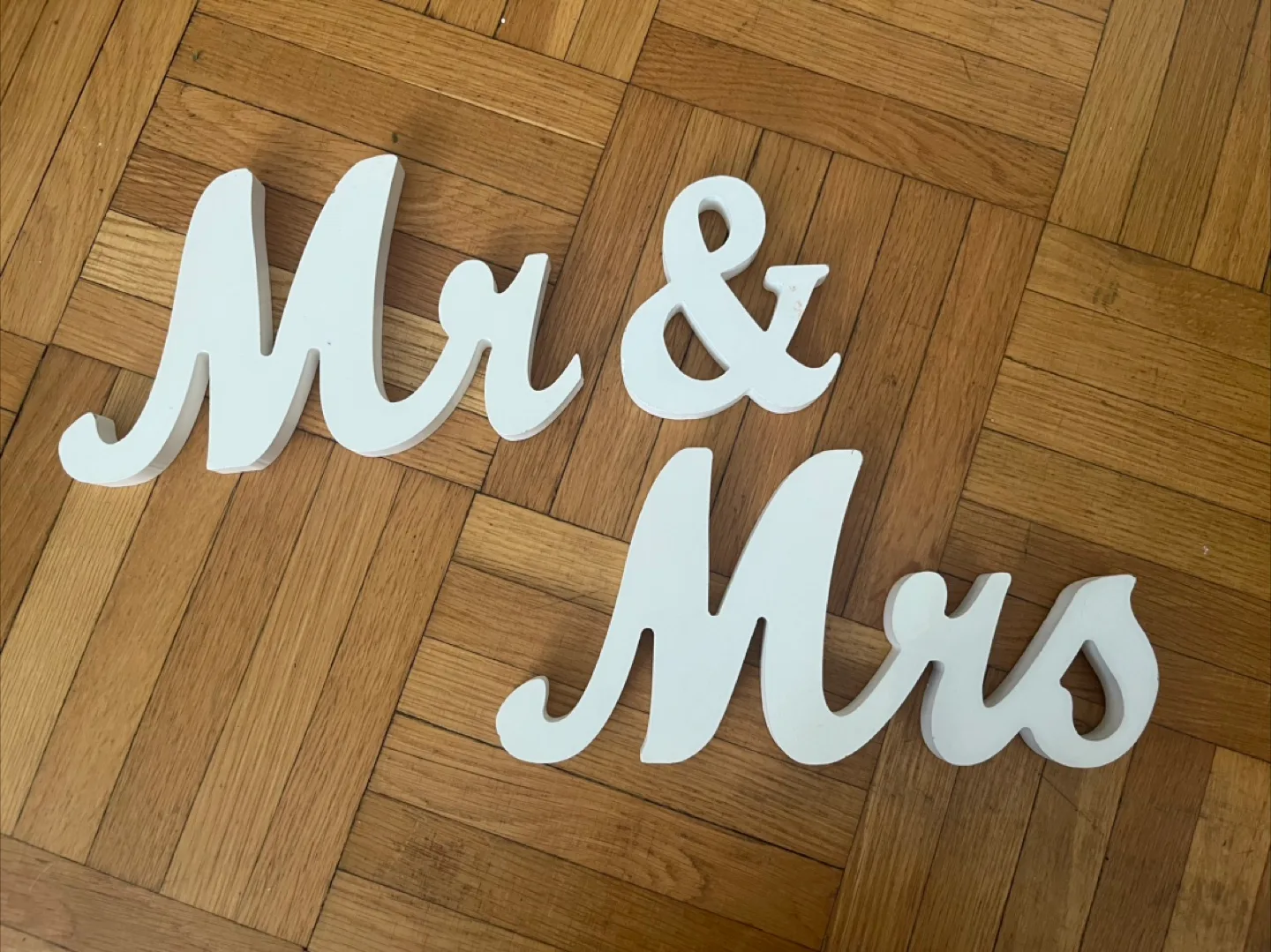 Mr & Mrs Wooden Sign - Wedding Decor thumbnail