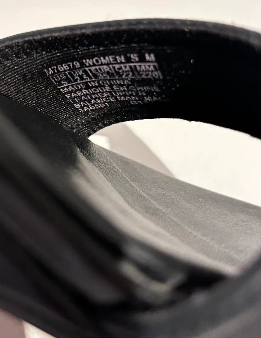 Rockport Total Motion Black Wedge Sandals - Size 5 image indicator(4)