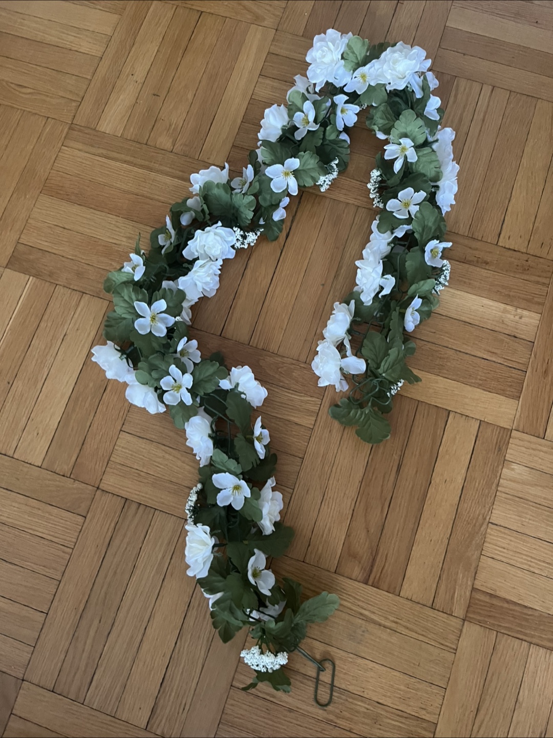 Floral Garland - White Flowers & Green Leaves