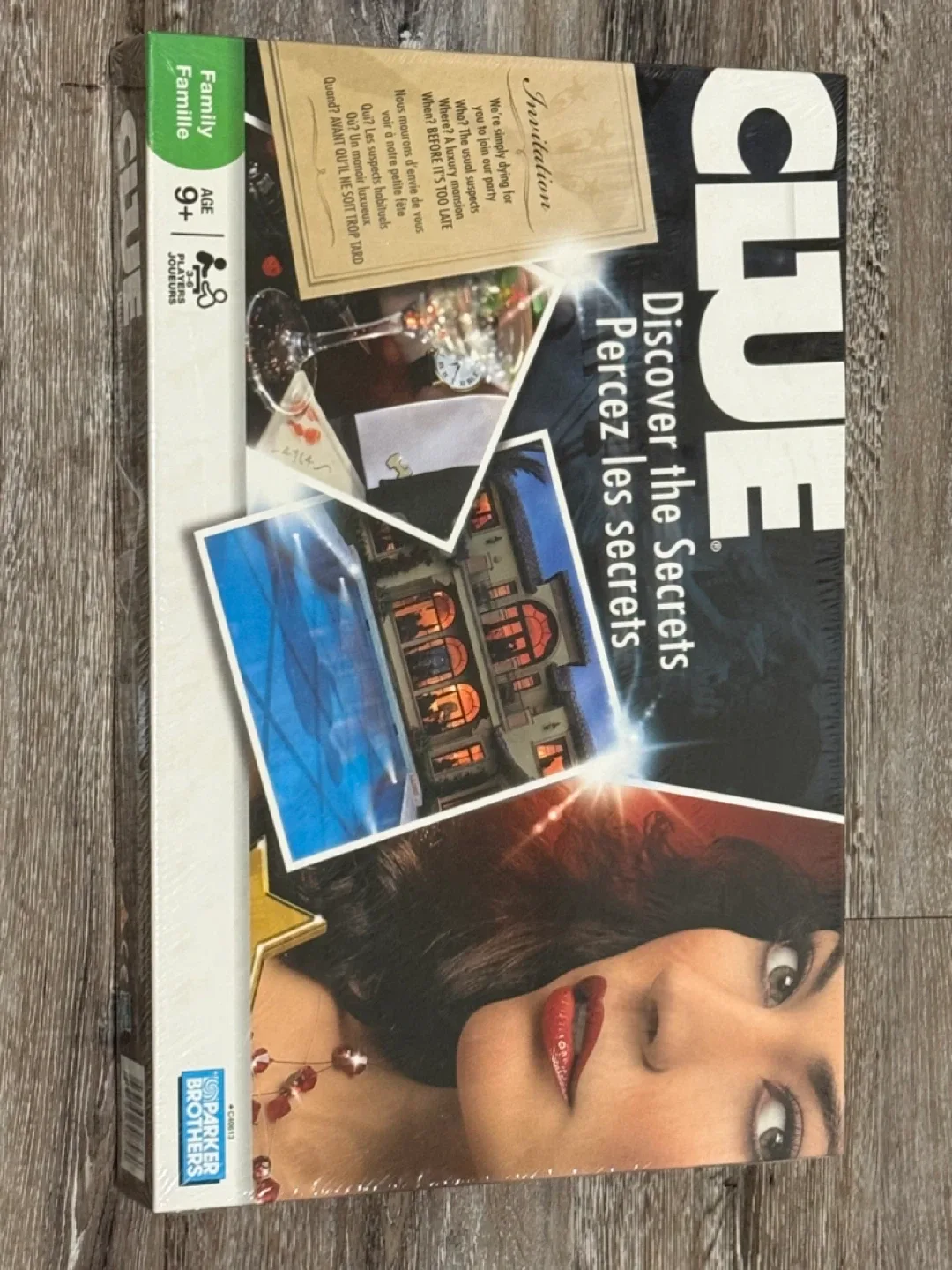New Clue Board Game - Discover the Secrets thumbnail