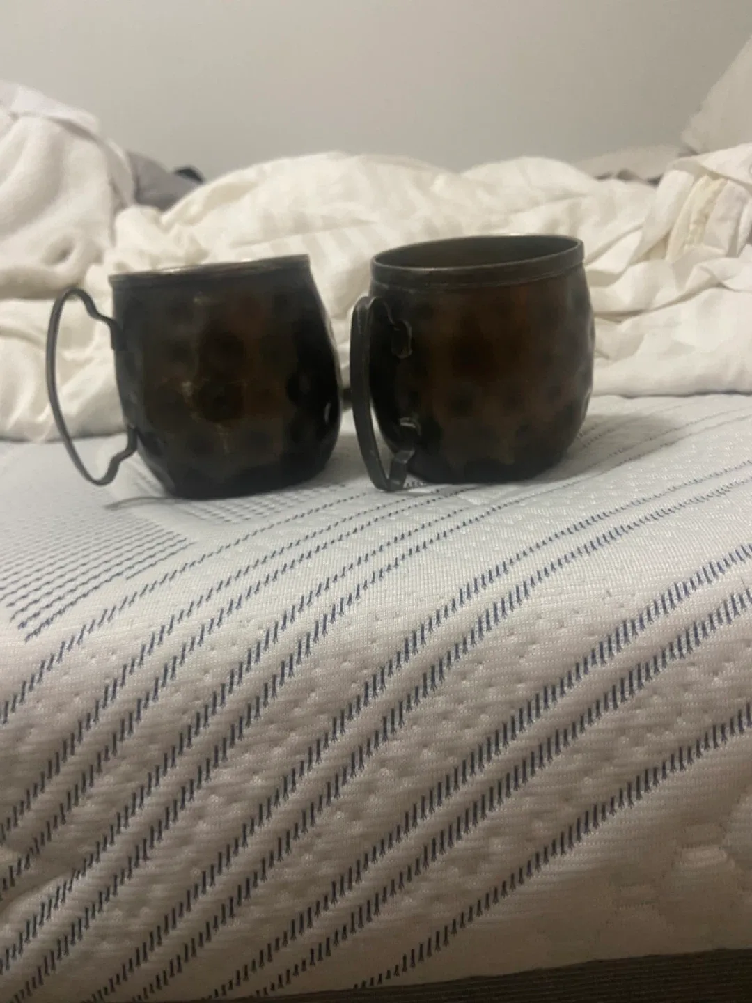 Set of 2 Copper Mugs thumbnail