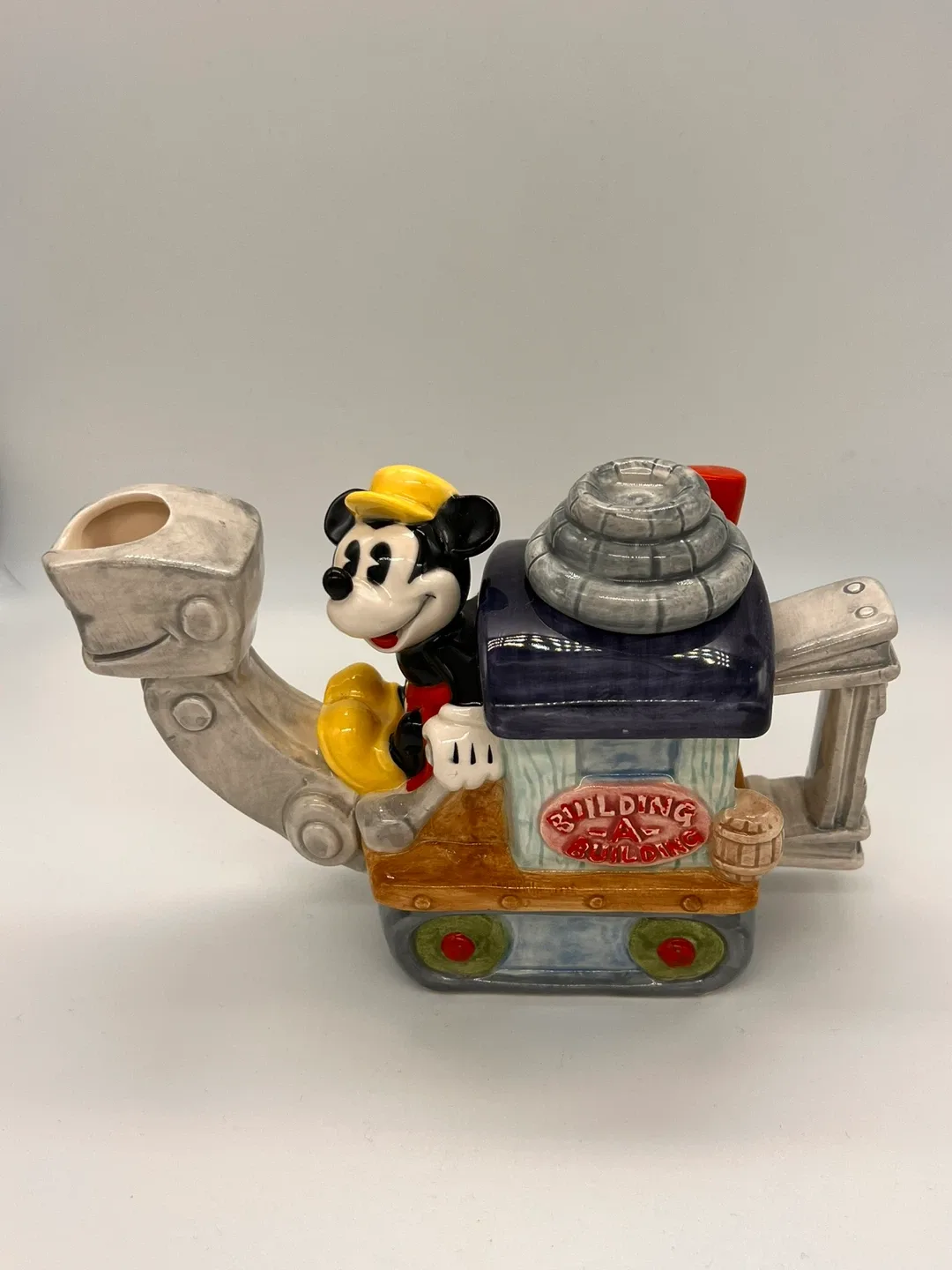 Mickey Mouse Building A Building Teapot image indicator(2)