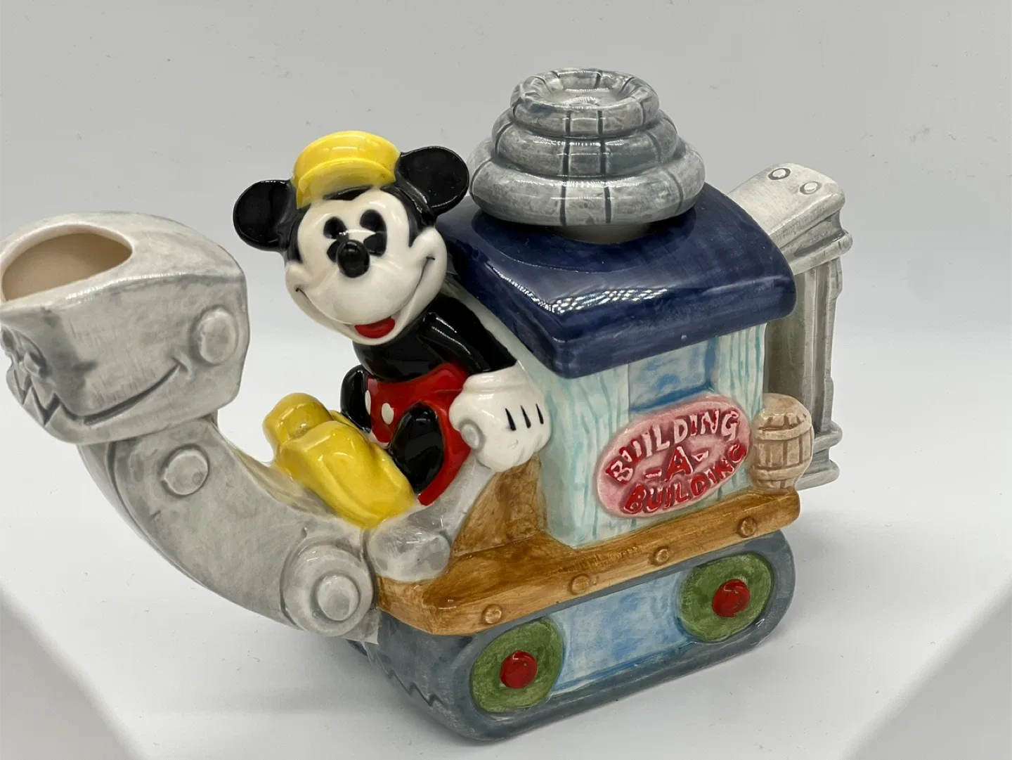 Mickey Mouse Building A Building Teapot image indicator(3)