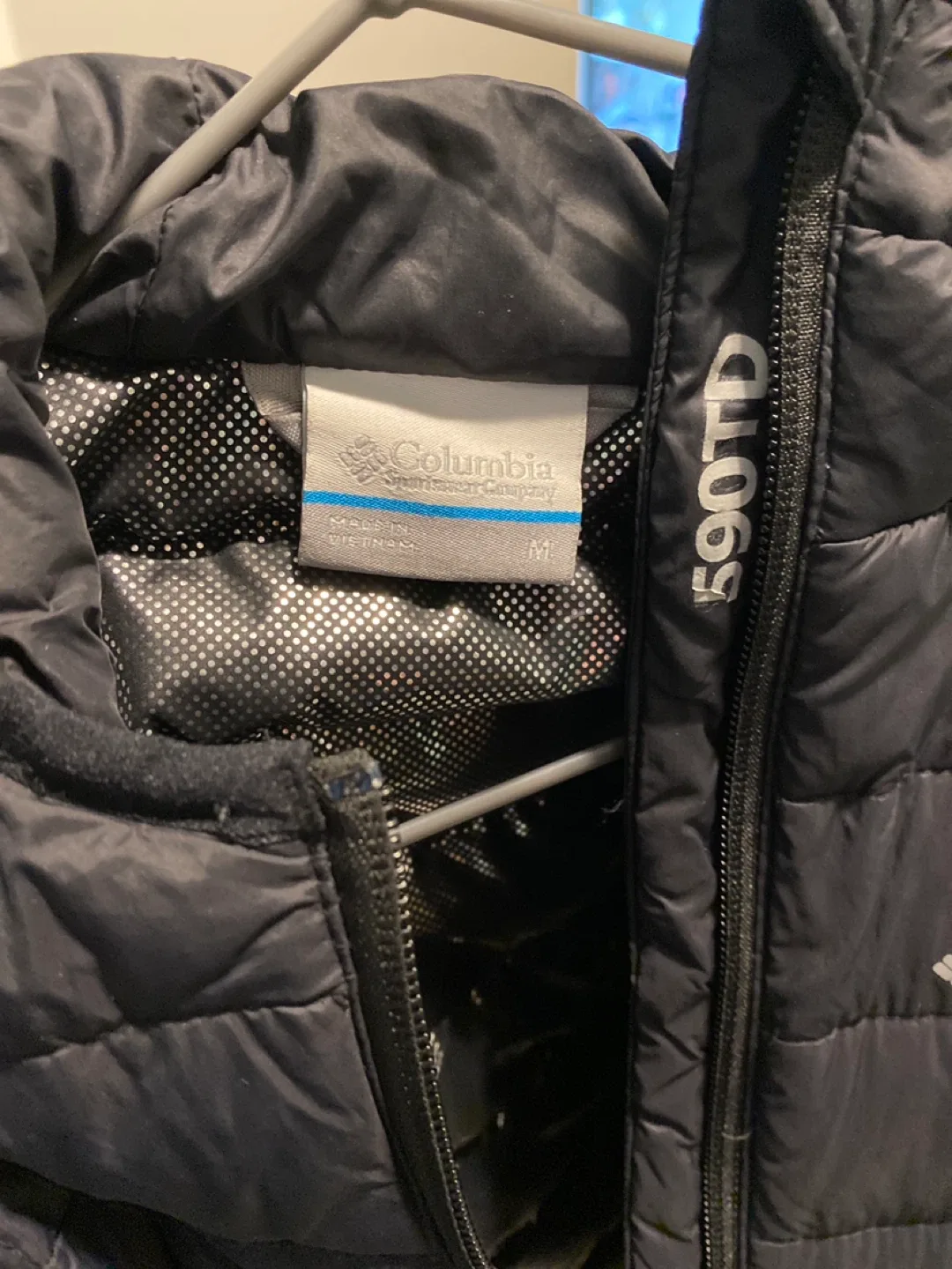 Women’s Columbia Turbodown 590TD Jacket, Size M image indicator(4)