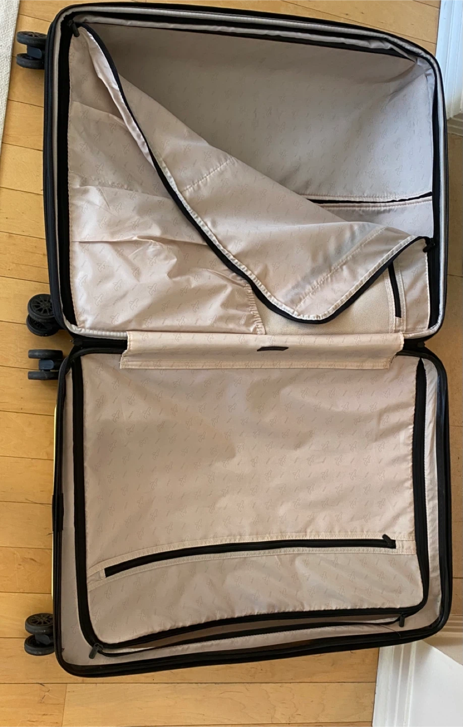Yellow hard shell suitcase - photo 2