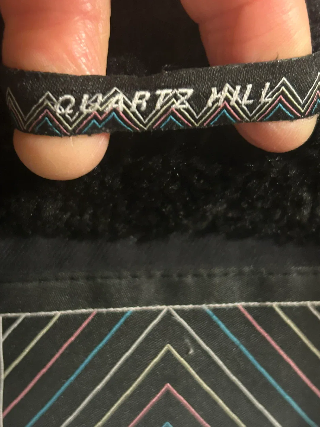 TNA Quartz Hill Black Winter Coat - XLarge image indicator(3)