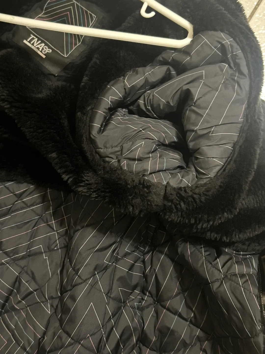 TNA Quartz Hill Black Winter Coat - XLarge image indicator(7)