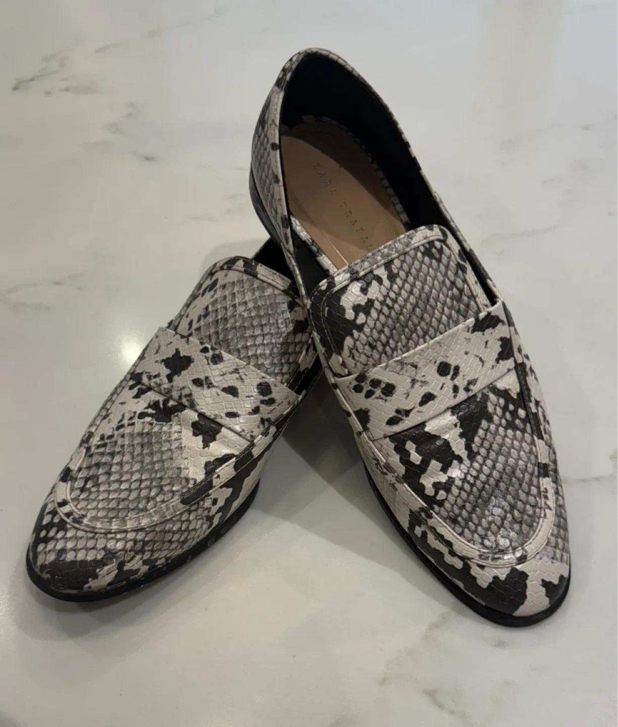 Zara Snakeskin look Loafers image indicator(2)