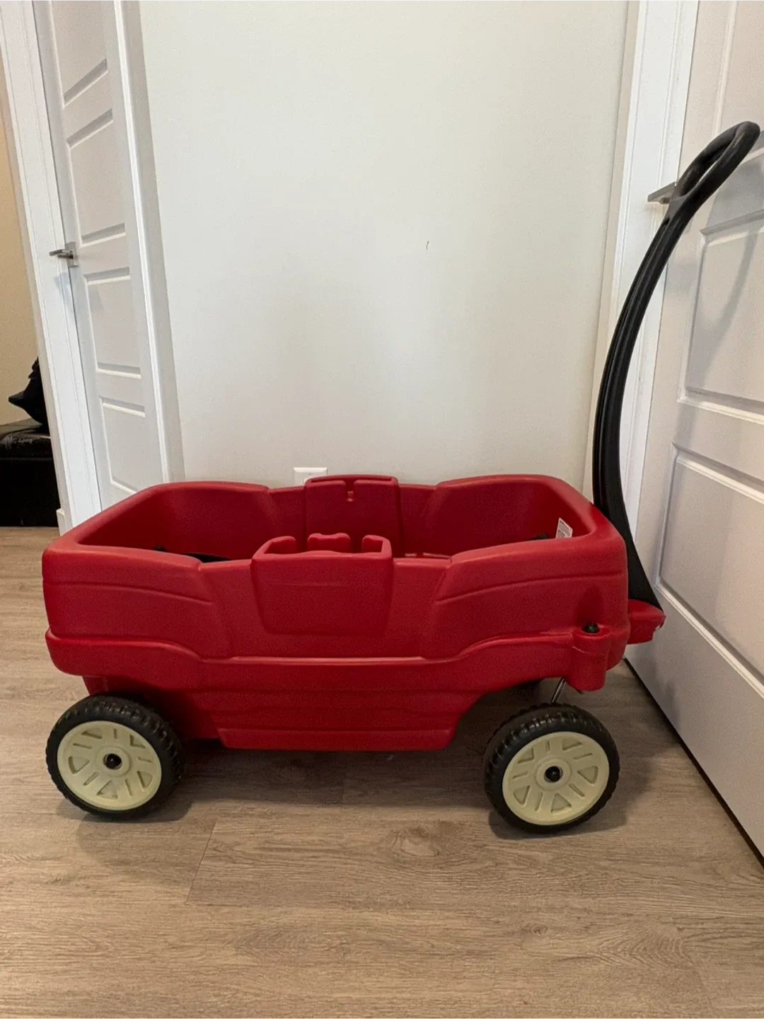 Step2 Red Wagon for Kids image indicator(5)