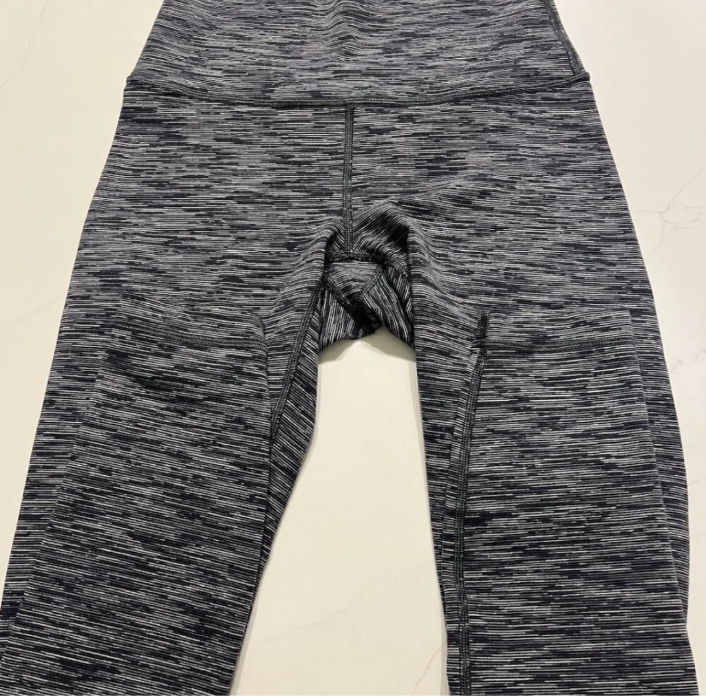 Lululemon align High Rise Leggings - Size 6 image indicator(6)