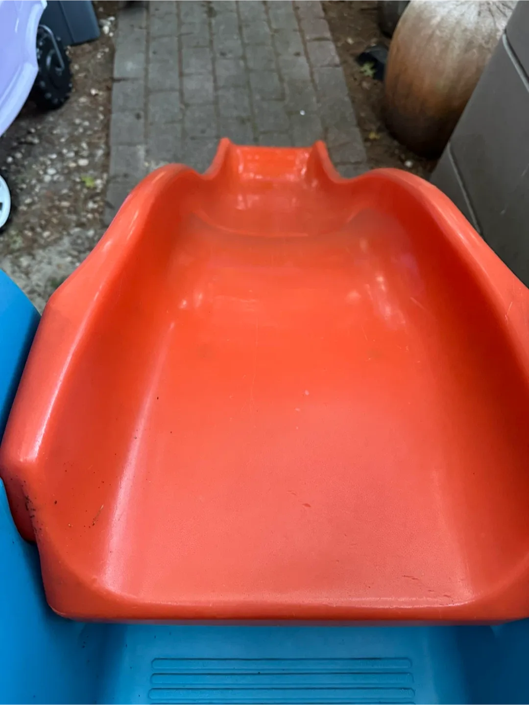 Little Tikes Kids Slide - Orange and Blue image indicator(4)