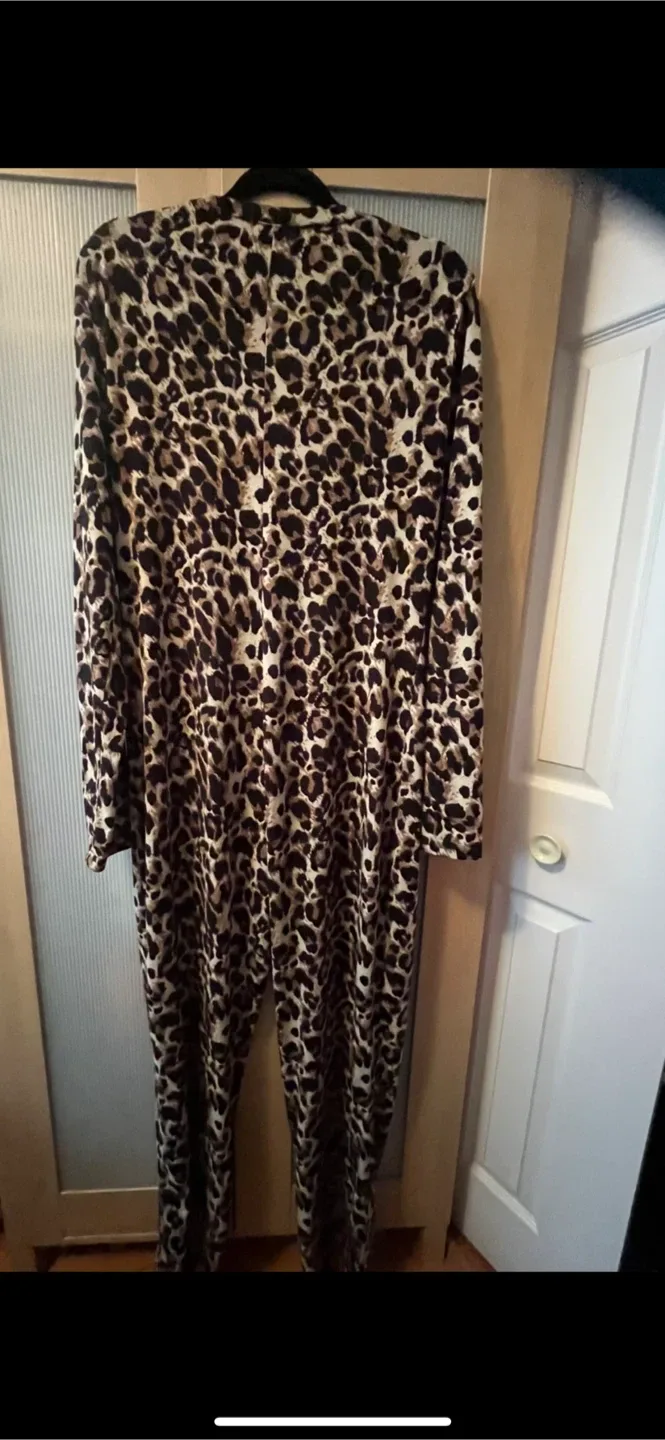 Leopard Print Jumpsuit, Large image indicator(2)