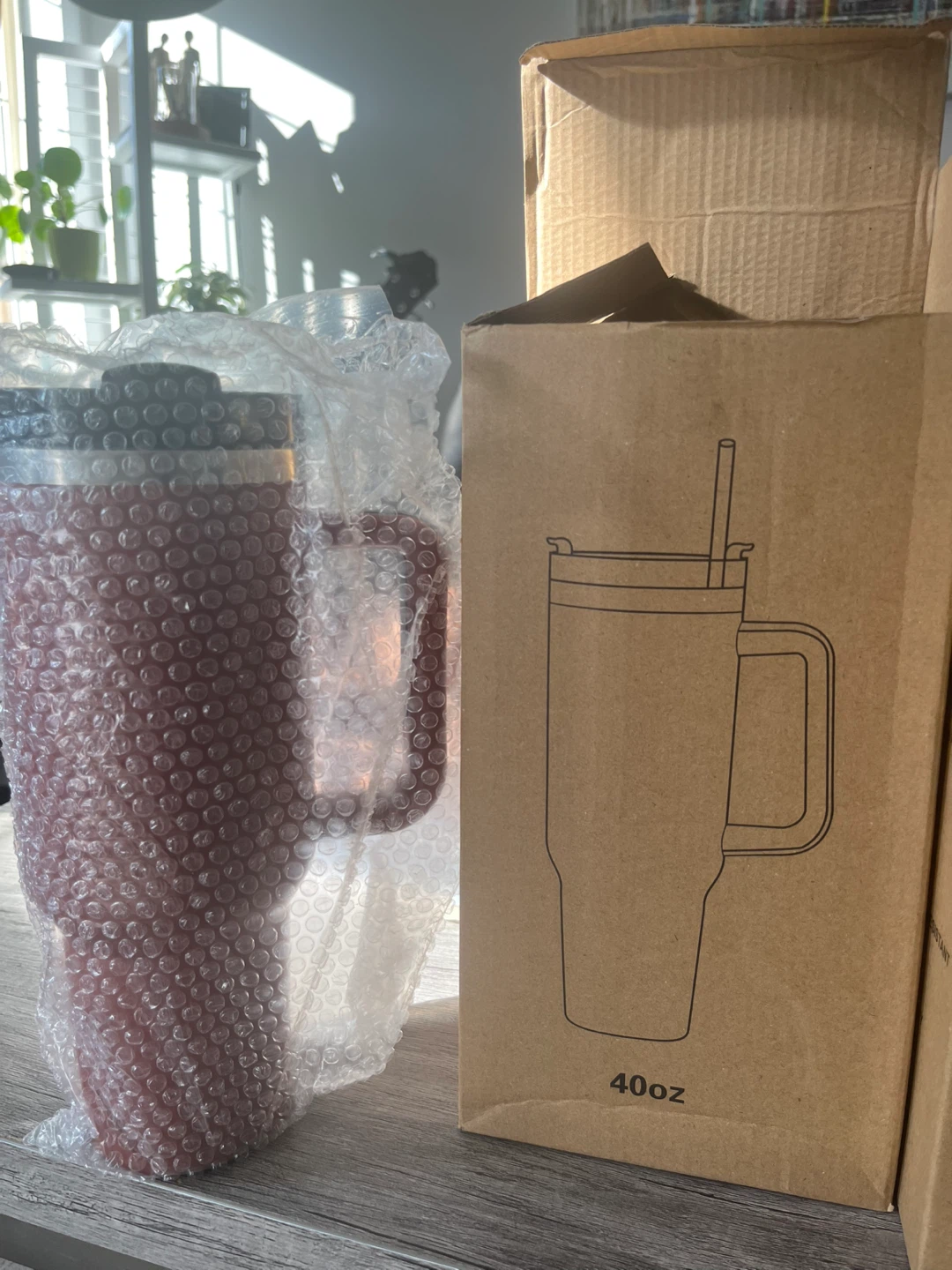 40oz Mug with Handle & Straw - New in Box!
