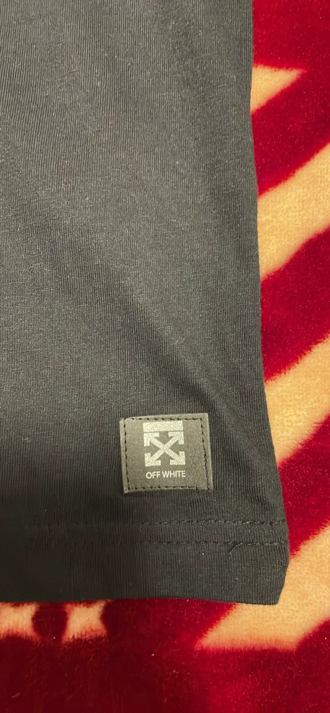 OFF-WHITE Black T-Shirt - Size S image indicator(3)