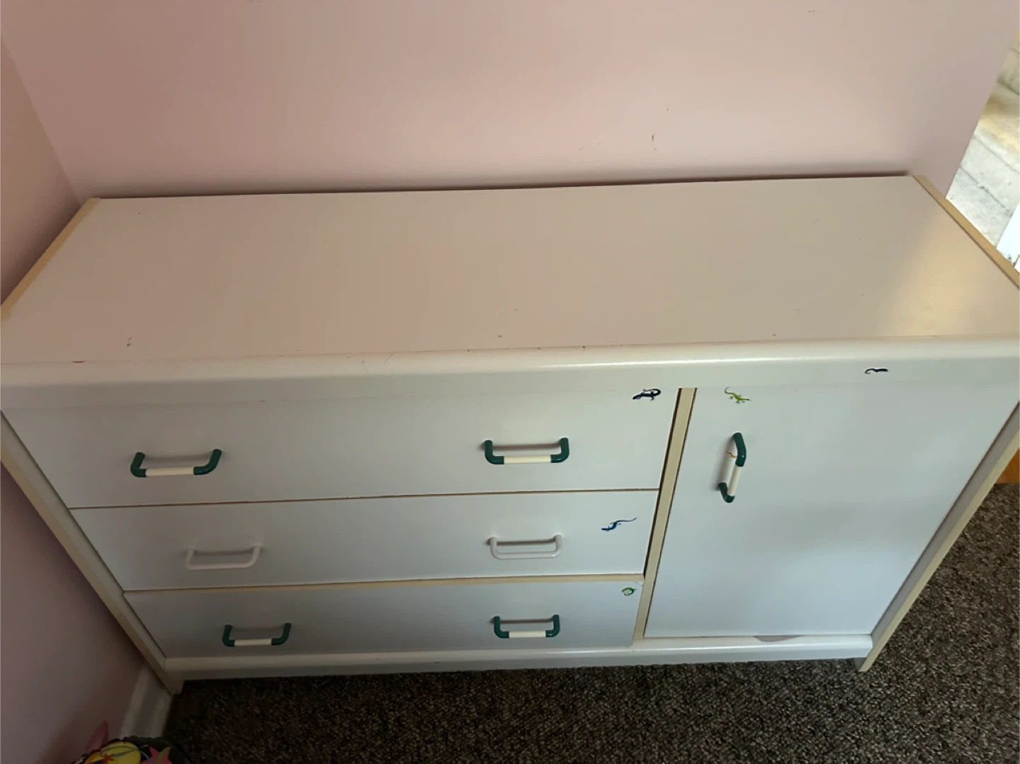 White Dresser with Drawers and Cabinet - photo 5
