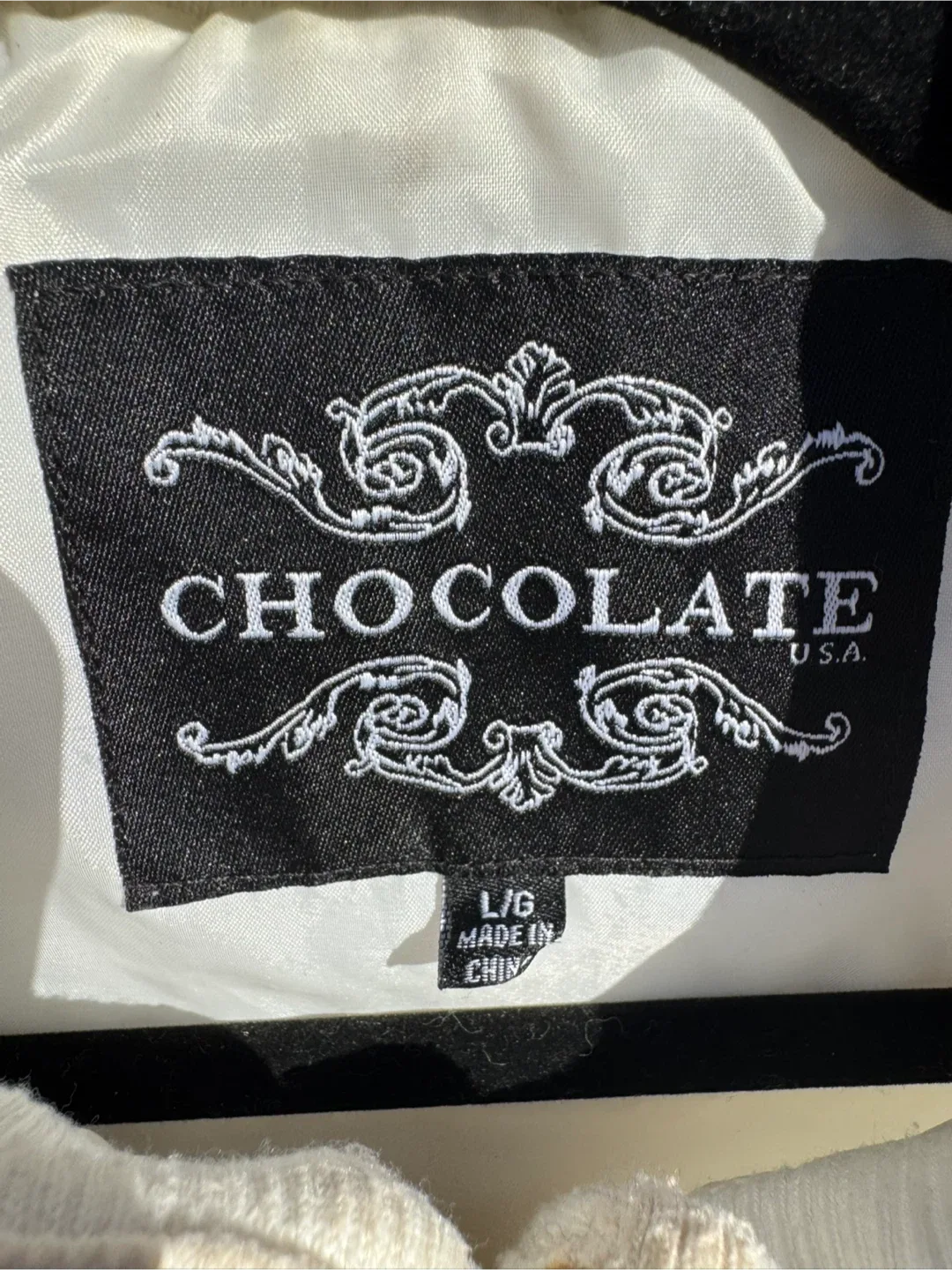 CHOCOLATE White Quilted Jacket - Size L/G thumbnail