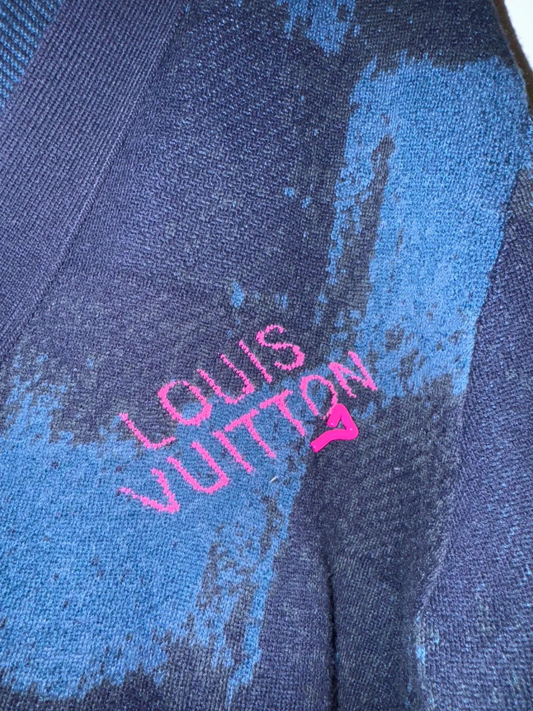 Louis Vuitton Men's Cardigan image indicator(2)
