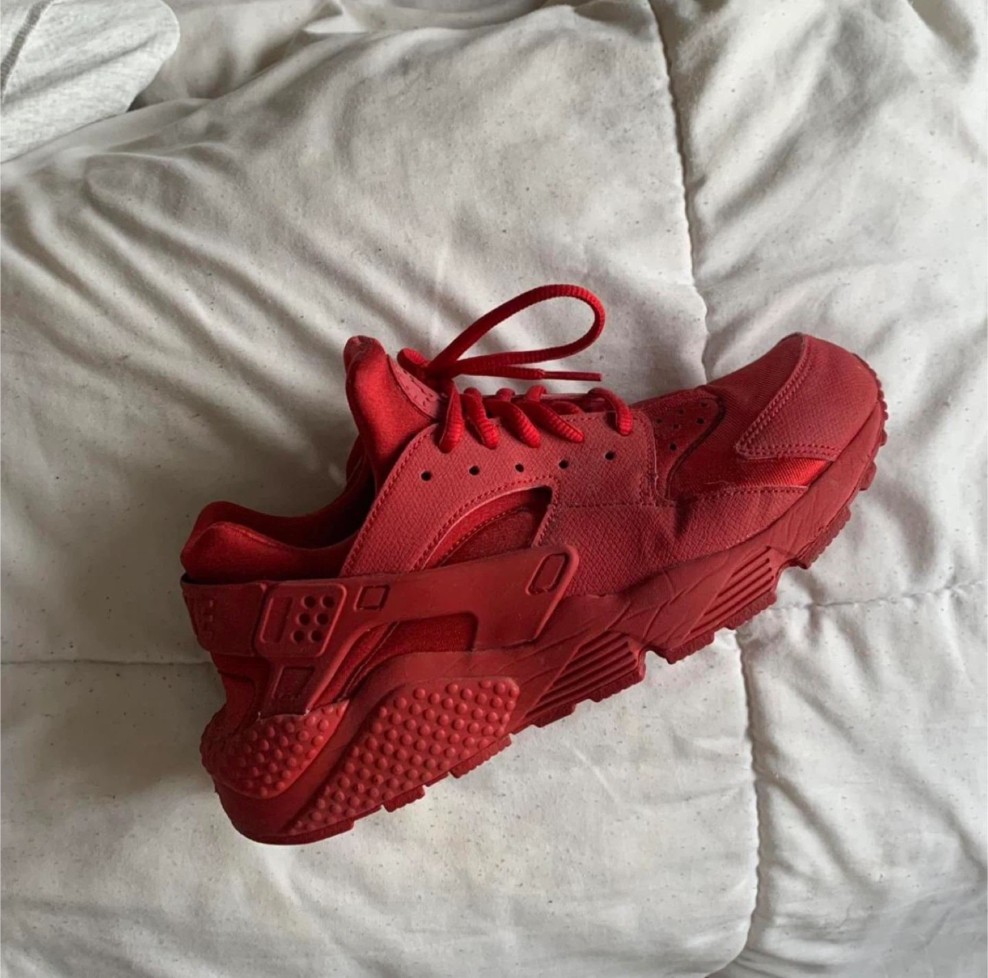 Nike Huarache Red Sneakers - photo 3