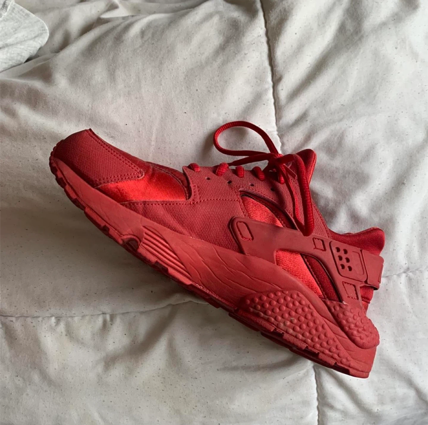 Nike Huarache Red Sneakers - photo 2