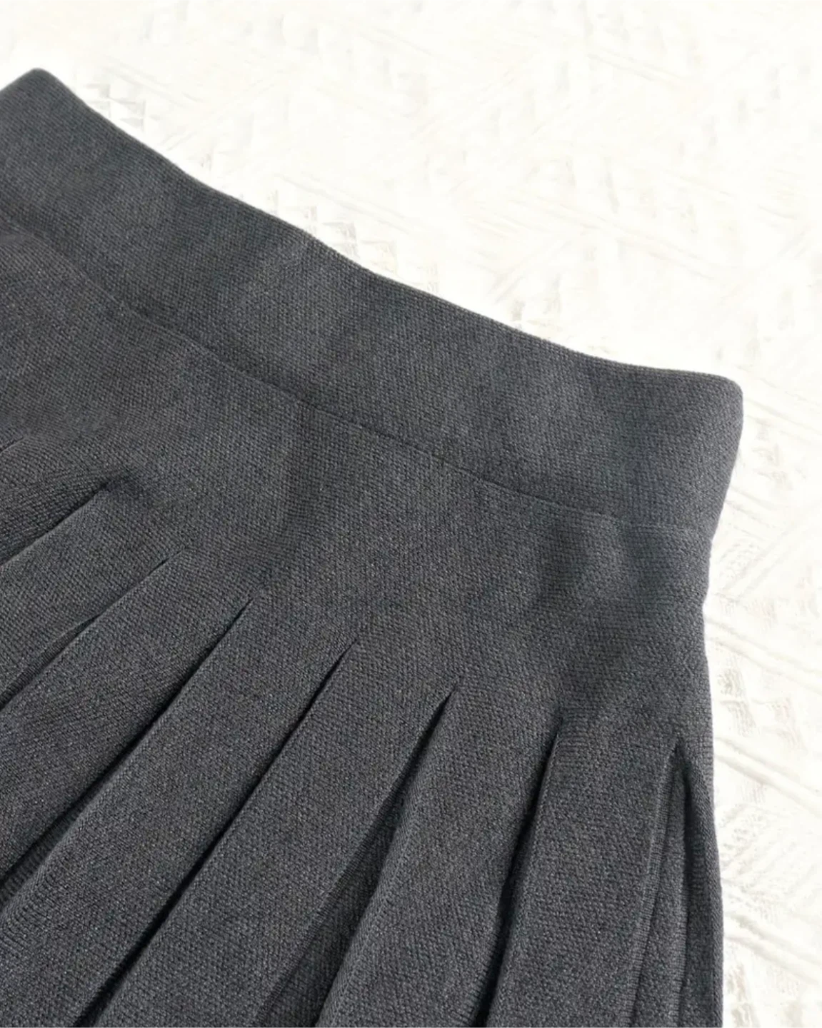 Grey Pleated Skirt - Size M - photo 4