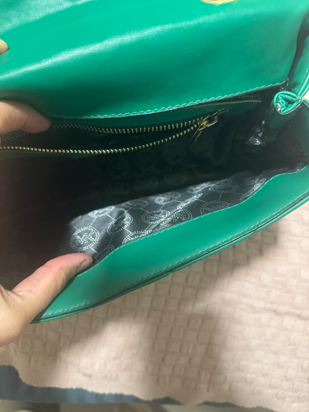 Michael Kors Green Shoulder Bag - photo 3