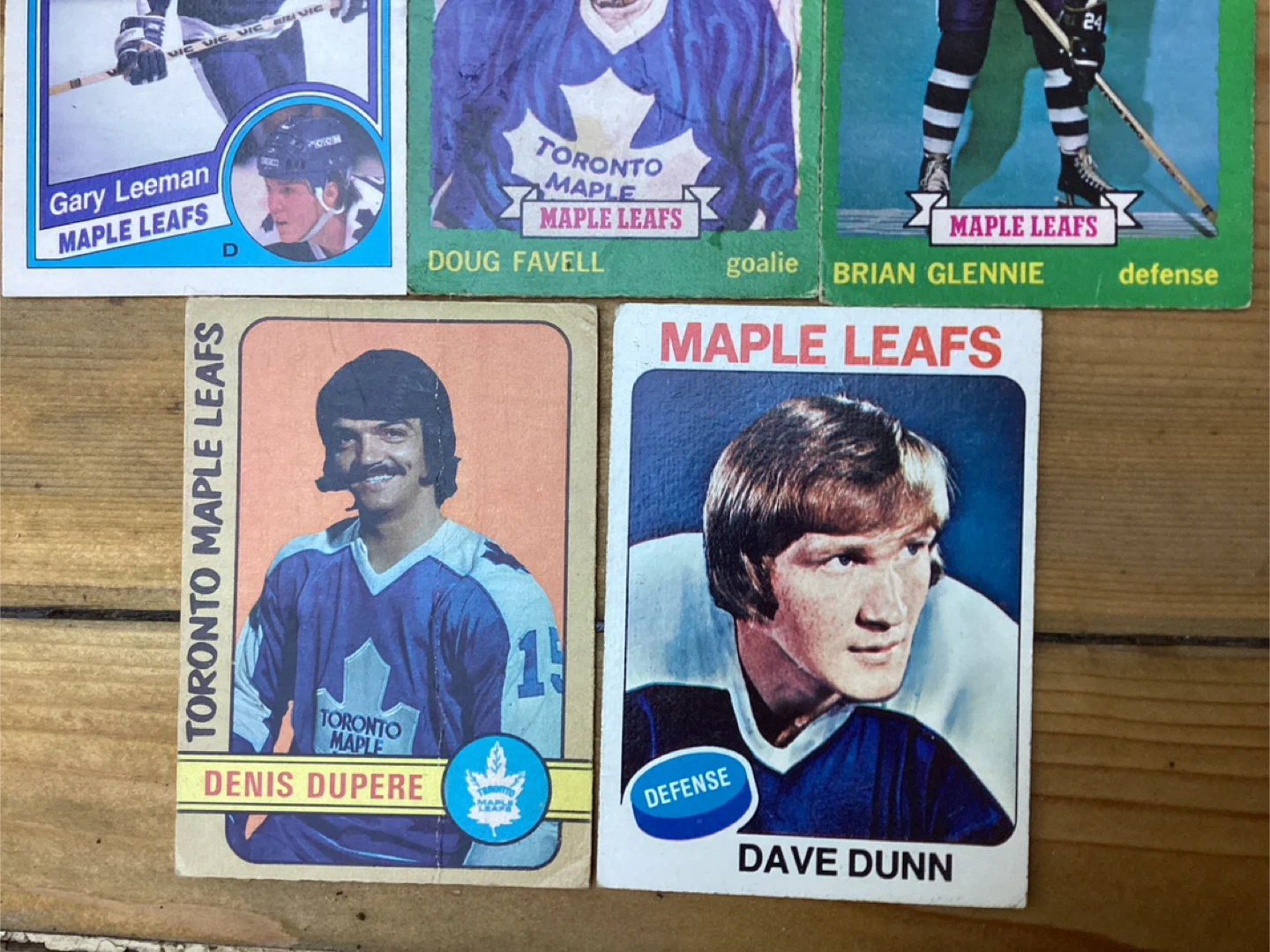5 Former TORONTO MAPLE LEAFS Cards #’s 158,167,170,187 & 305 - photo 3