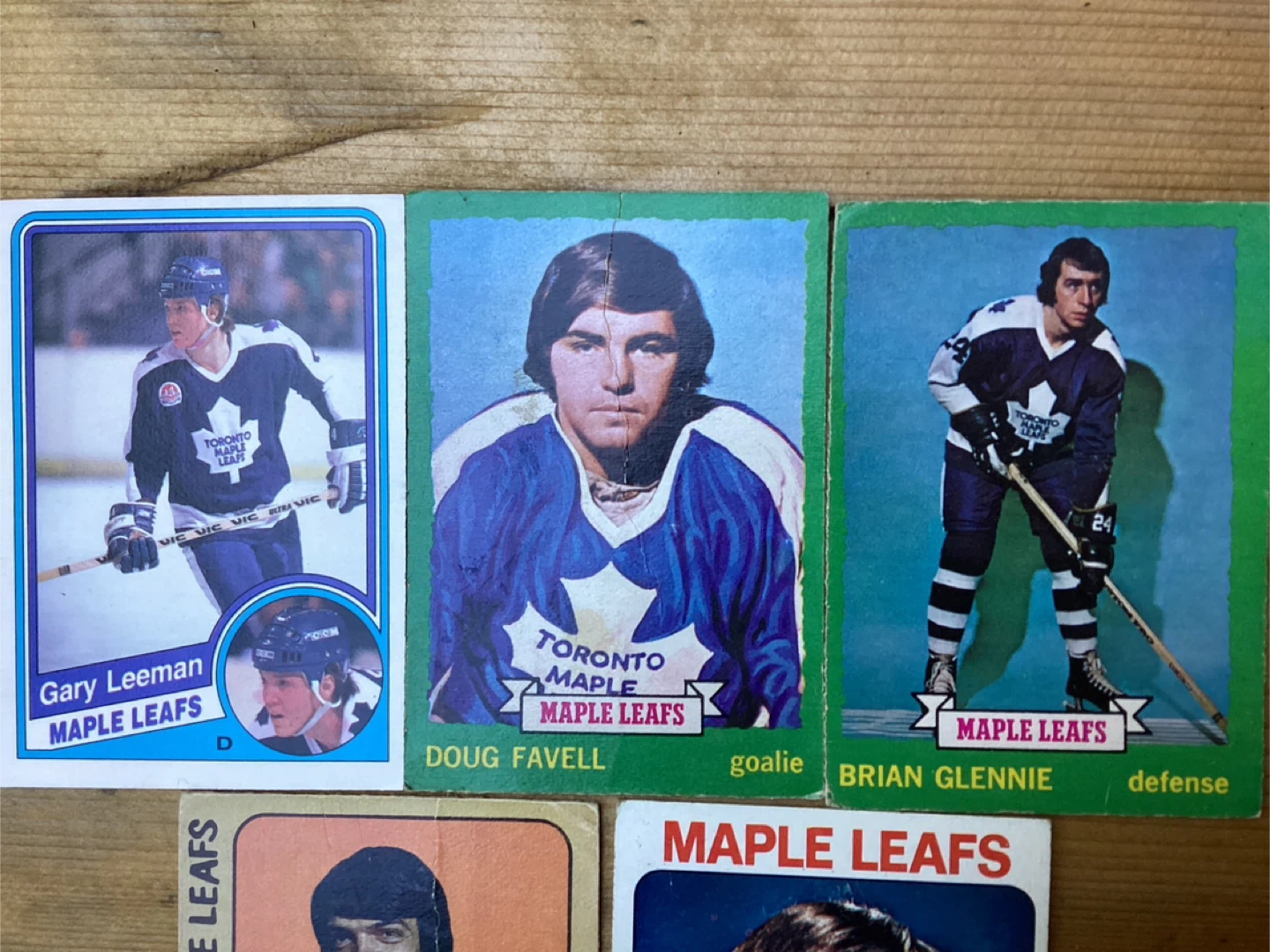 5 Former TORONTO MAPLE LEAFS Cards #’s 158,167,170,187 & 305 - photo 2