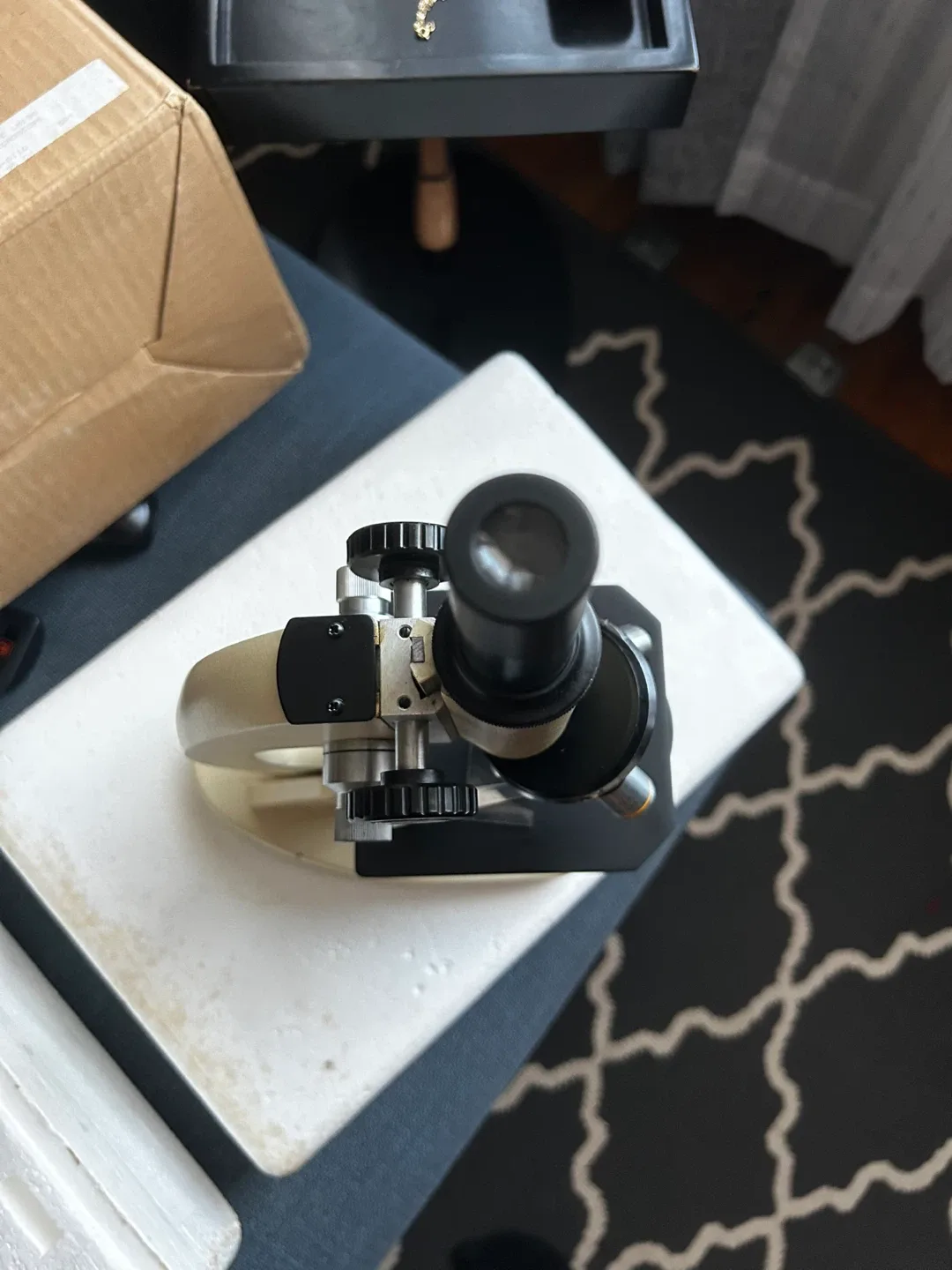 Vintage Eagle Microscope with Box 🥕 image indicator(3)