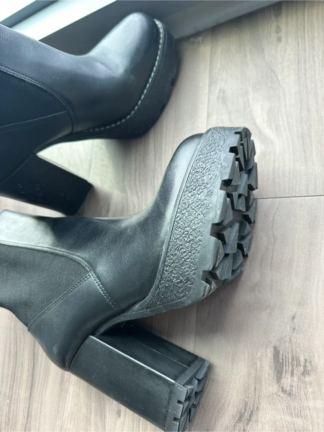 Schutz Black Heeled Chelsea Boots, Size 8.5 image indicator(4)