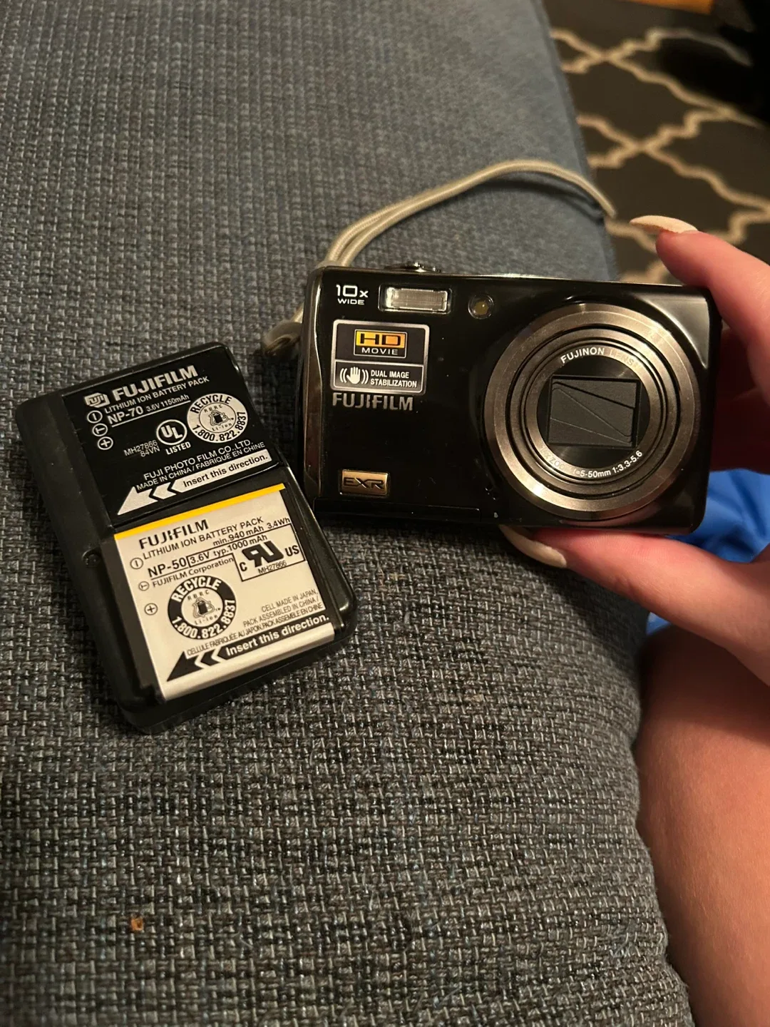 Fujifilm FinePix 10X Wide Digital Camera 🥕 thumbnail