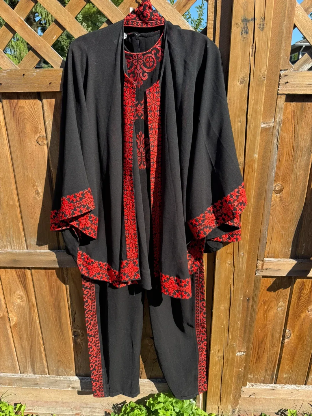 Embroidered Thobe Dress - Size M image indicator(6)