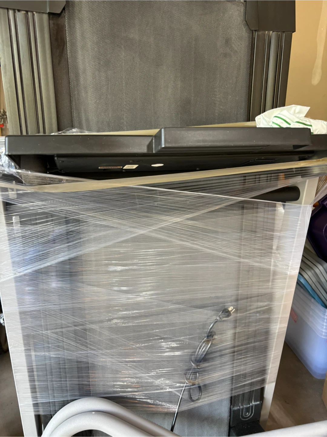 Pro-Form Interactive 625FT Treadmill - photo 2